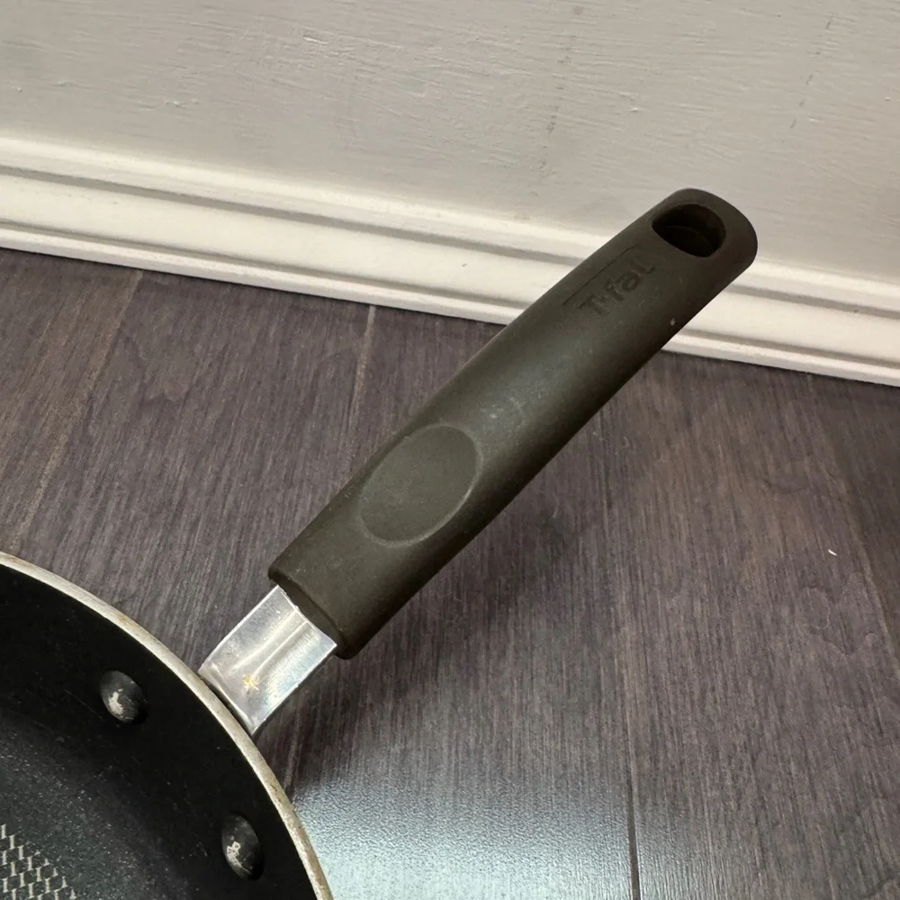 T-Fal Premium Black Non-Stick Medium/Large Frying Pan